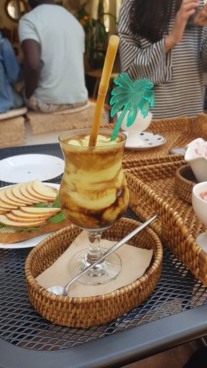 Avocado coffee at Palm Tree in Busan