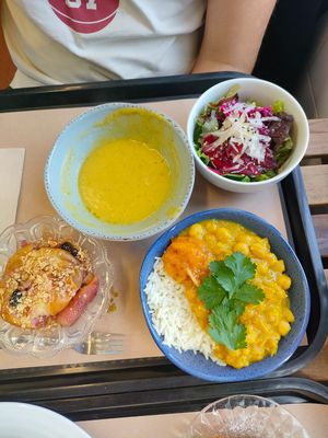 Daily vegan menu at A Praça in Sintra