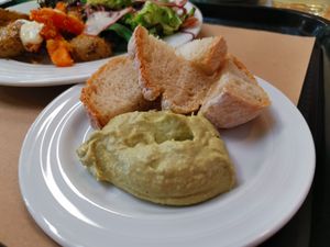 AdvocadoHummus and bread.  at A Praça in Sintra
