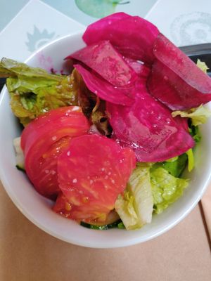 Salad at A Praça in Sintra