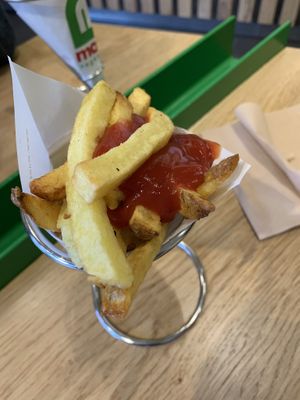 Fries at Maoz in The Hague