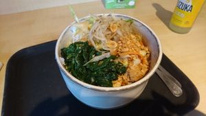 Lunch bowl at Element 5 - Warschauer Str in Berlin