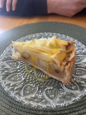 Tarta de manzanaa  at A Porta Verde in Santiago De Compostela