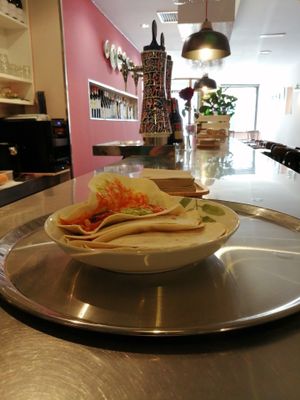 Vegan fajitas with tofu at A Porta Verde in Santiago De Compostela