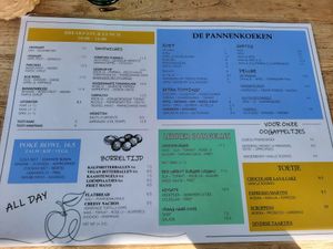 Vegan pokebowl on the menu at Pannenkoek de Appel in Oostzaan