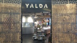Exterior (inside mall) at Yalda - Sihlcity in Zurich