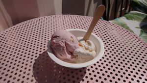 Peach and strawberry 😜 at KOKOS Ice Cream (West Nash) in Nashville