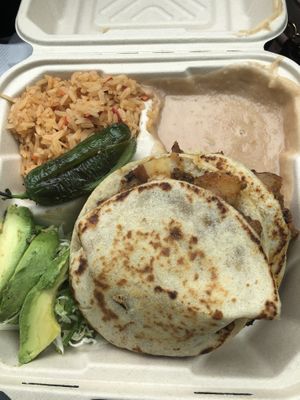 Gordita plate  at Phatties in Escondido