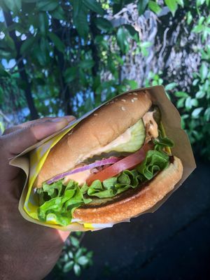 Chickabee Feat. Atlas Monroe chicken at Honeybee Burger in Los Angeles