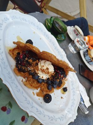 Mors lilla Olle - vegan blueberry waffle at Älskade Traditioner in Stockholm