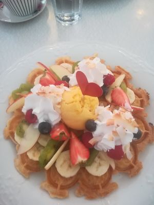 Sweet vegan at Älskade Traditioner in Stockholm