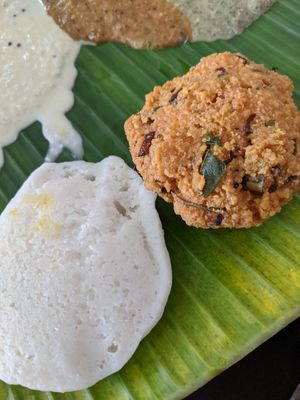 Other kind of vidai (can't remember the name - VERY DELICIOUS!) at Murugan Idli Shop in Central Singapore