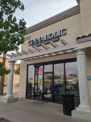Front at Cinnaholic - Blue Diamond in Las Vegas