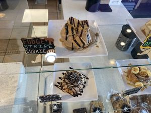 Yum at Cinnaholic - Blue Diamond in Las Vegas