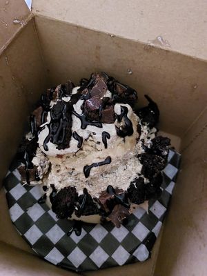 Great combo cinnamon roll and cookie dough at Cinnaholic - 82nd Ave in Edmonton
