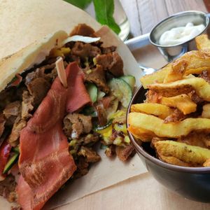 Berliner Kebab at Mōpa in Paris