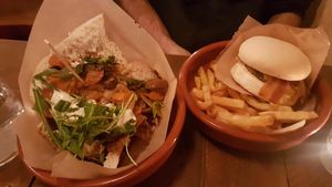 Kebab and bacon burger at Mōpa in Paris