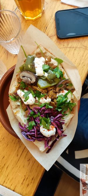 Berliner kebab at Mōpa in Paris