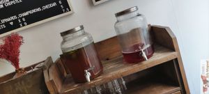 Drinks home made at Mōpa in Paris