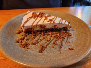 Spéculoos cheesecake at Mōpa in Paris