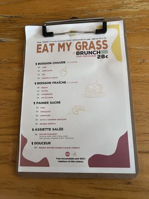 Menu brunch   at Mōpa in Paris