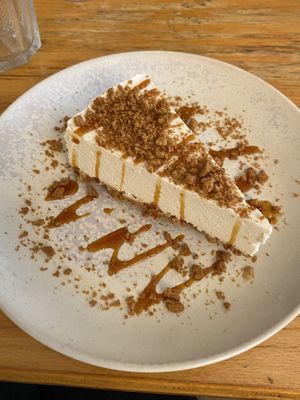 Cheesecake  at Mōpa in Paris