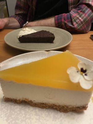 Cheesecake & choc cake  at Mōpa in Paris
