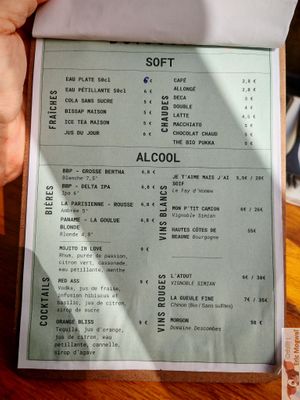 Drinks at Mōpa in Paris