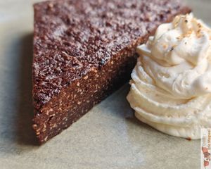 - Chocolate Fondant
Chantilly & Tonka Bean at Mōpa in Paris