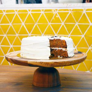Carrot cake at Mōpa in Paris
