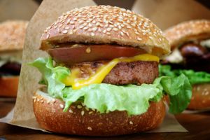 Cheese burger Mopa at Mōpa in Paris