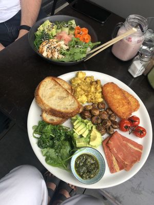 Big breakfast and sushi bowl at Lisica Cafe in Maribyrnong