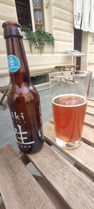 Iki beer at Uki Green in Warsaw