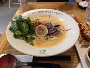 Excellent creamy miso ramen at Uki Green in Warsaw
