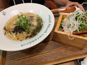 Ginger ramen at Uki Green in Warsaw