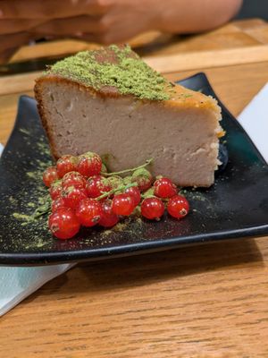 Cashew cheesecake at Uki Green in Warsaw