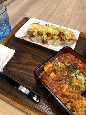 Mapa tofu and kimcheese dumplings at Uki Green in Warsaw