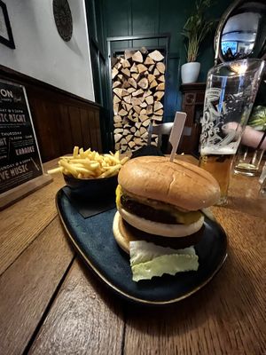 Vegan Big Mak  at The Queens Head in Farnham