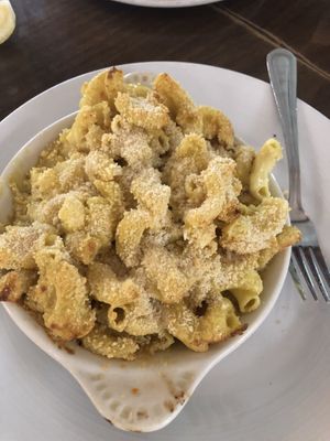 Best Mac and cheese at Follow Your Heart Market & Cafe in Canoga Park