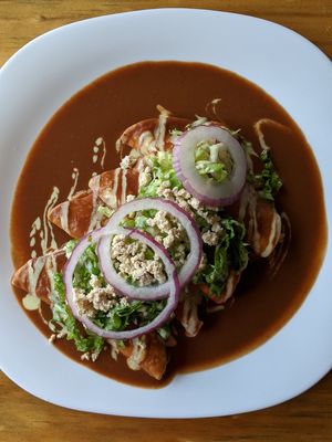Enfrijoladas de desayuno at Pura vida in Tuxtla Gutierrez