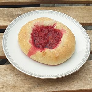 Vegan Raspberry Pastry at Solros in Bergen