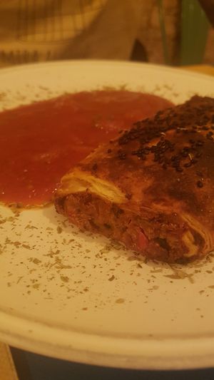 Plato tipico australiano (como los dueños) buenisisismo! at CactusCat Bar in Barcelona