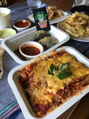 Lasañuki! at CactusCat Bar in Barcelona