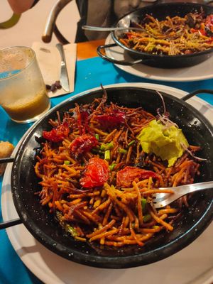 Fideuá. El alioli de aguacate es espléndido. at CactusCat Bar in Barcelona