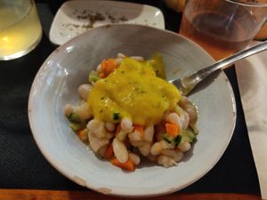 Ensalada de alubias at CactusCat Bar in Barcelona
