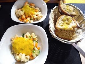 Beans salad with mango sauce at CactusCat Bar in Barcelona