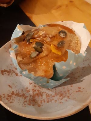 Banana muffin at CactusCat Bar in Barcelona