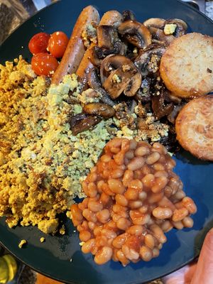 Breakfast at CactusCat Bar in Barcelona