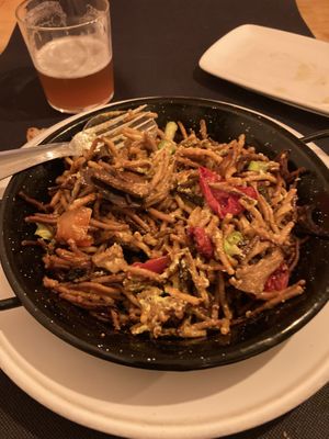 Fideuà y cerveza B de Gust  at CactusCat Bar in Barcelona