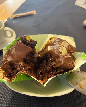 Muffin de chocolate   at CactusCat Bar in Barcelona